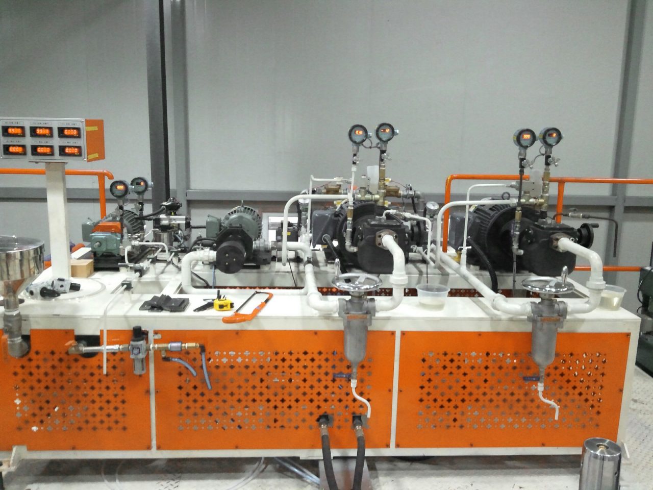 D-1-PU-foaming-machine